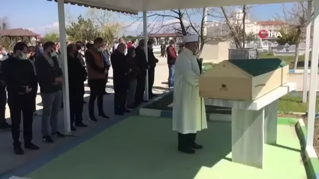 Korona virüs 36 yaşındaki öğretmeni hayattan kopardı Korona virüs 36 yaşındaki öğretmeni hayattan kopardı