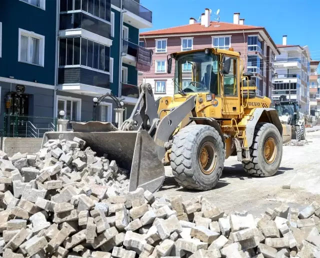 Kütahya Belediyesi asfalt sezonunu başlattı