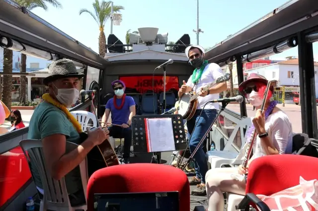Manavgat ve Serikli çocuklar 23 Nisan coşkusunu yaşadı Manavgat ve Serikli çocuklar 23 Nisan coşkusunu yaşadı