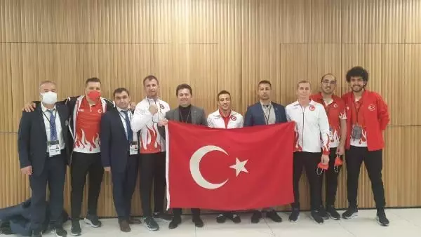 Milli cimnastikçilerden Avrupa Şampiyonası'nda 9 final ve 1 olimpiyat kotası Milli cimnastikçilerden Avrupa Şampiyonası'nda 9 final ve 1 olimpiyat kotası
