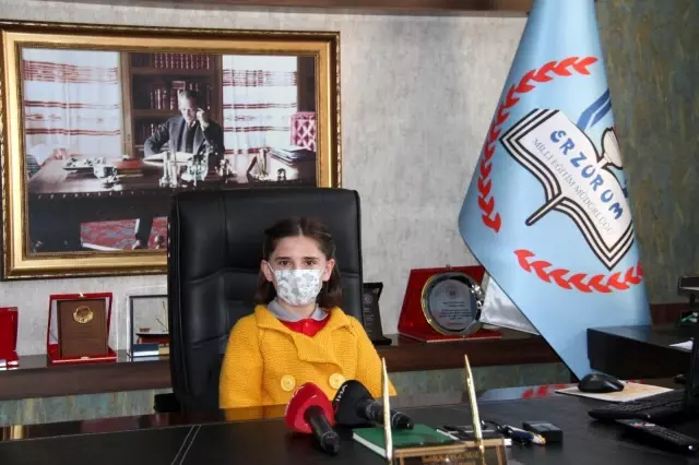 Minik Milli Eğitim Müdüründen, temizlik, maske ve mesafe çağrısı Minik Milli Eğitim Müdüründen, temizlik, maske ve mesafe çağrısı