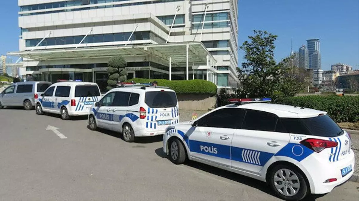 Son Dakika! Polis, 2 milyar dolarlık vurgunun merkezi olan Thodex'in binasında arama yapıyor