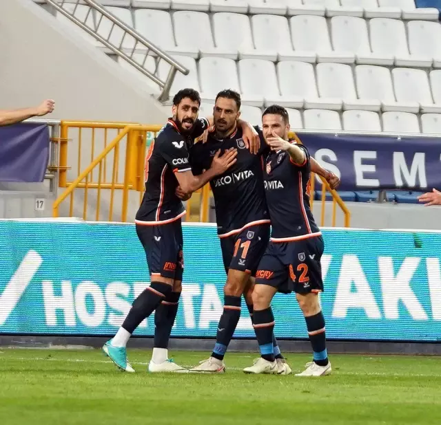 Süper Lig: Kasımpaşa: 0 - Medipol Başakşehir: 1 (Maç sonucu) Süper Lig: Kasımpaşa: 0 - Medipol Başakşehir: 1 (Maç sonucu)