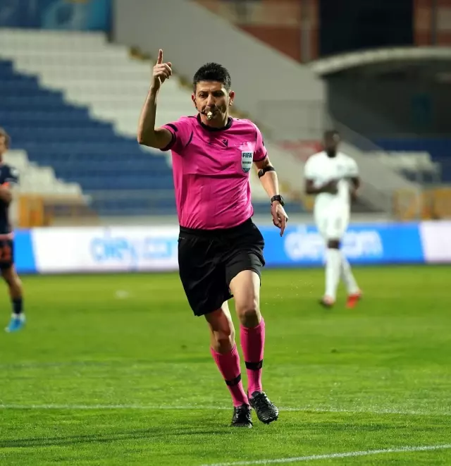 Süper Lig: Kasımpaşa: 0 - Medipol Başakşehir: 1 (Maç sonucu) Süper Lig: Kasımpaşa: 0 - Medipol Başakşehir: 1 (Maç sonucu)
