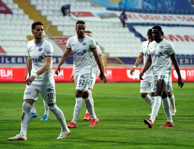 Süper Lig: Kasımpaşa: 0 - Medipol Başakşehir: 1 (Maç sonucu) Süper Lig: Kasımpaşa: 0 - Medipol Başakşehir: 1 (Maç sonucu)