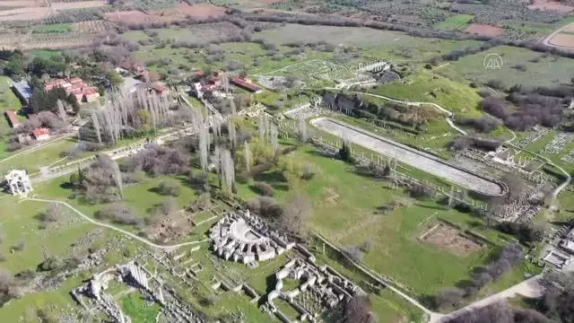 TARİHİN AYNASI KÜLTÜREL SERVET - Ege'nin görkemli antik kentleri: Afrodisyas TARİHİN AYNASI KÜLTÜREL SERVET - Ege'nin görkemli antik kentleri: Afrodisyas