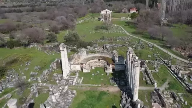 TARİHİN AYNASI KÜLTÜREL SERVET - Ege'nin görkemli antik kentleri: Afrodisyas TARİHİN AYNASI KÜLTÜREL SERVET - Ege'nin görkemli antik kentleri: Afrodisyas