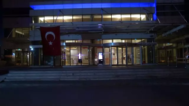 Thodex'in merkezinde polis araması sona erdi Thodex'in merkezinde polis araması sona erdi