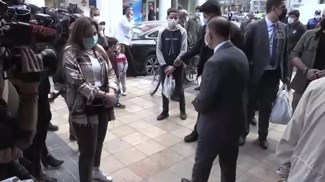 Doğu Anadolu'da sokağa çıkma kısıtlamasıyla cadde ve sokaklar sessizliğe büründü Doğu Anadolu'da sokağa çıkma kısıtlamasıyla cadde ve sokaklar sessizliğe büründü