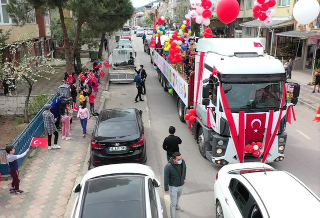 23 nisan coskusu korfezliler in evlerine konu 4 14086645 o
