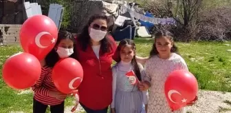23 Nisan Ulusal Egemenlik Ve Çocuk Bayramı: 23 Nisan'da çocukların coşkularına ortak oldu 23 Nisan Ulusal Egemenlik Ve Çocuk Bayramı: 23 Nisan'da çocukların coşkularına ortak oldu