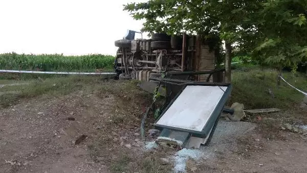 Bir ailenin yok olduğu kazada, uyuşturucu testinin yapılacağı idrar örneğinin döküldüğü ortaya çıktı Bir ailenin yok olduğu kazada, uyuşturucu testinin yapılacağı idrar örneğinin döküldüğü ortaya çıktı