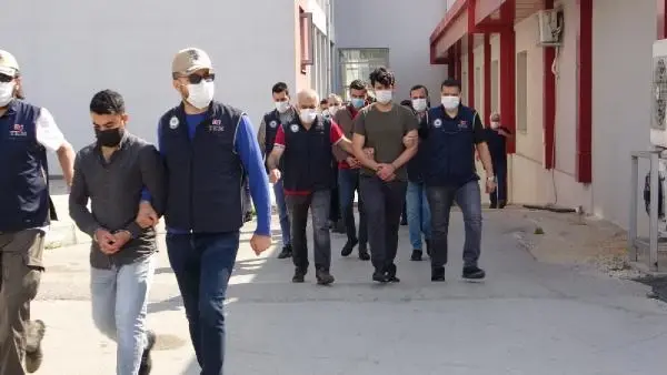 ADANA'DA FETÖ OPERASYONUNA 3 TUTUKLAMA ADANA'DA FETÖ OPERASYONUNA 3 TUTUKLAMA