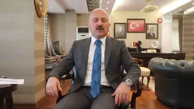 Ağrı Valisi Varol, çocuklar için masal okudu Ağrı Valisi Varol, çocuklar için masal okudu