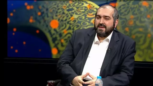 AK Partili isimden Mehmet Boynukalın'ın 23 Nisan paylaşımına tepki: Niye kapadınız hocam? AK Partili isimden Mehmet Boynukalın'ın 23 Nisan paylaşımına tepki: Niye kapadınız hocam?
