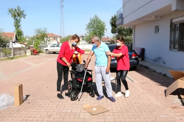 Akülü sandalyesini çalan hırsıza gözyaşları içinde beddua eden adam yeni aracına kavuştu