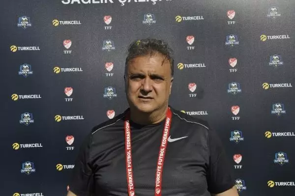 Ataşehir Belediyespor ve Adana İdmanyurdu kadın futbol takımları çeyrek finalde Ataşehir Belediyespor ve Adana İdmanyurdu kadın futbol takımları çeyrek finalde