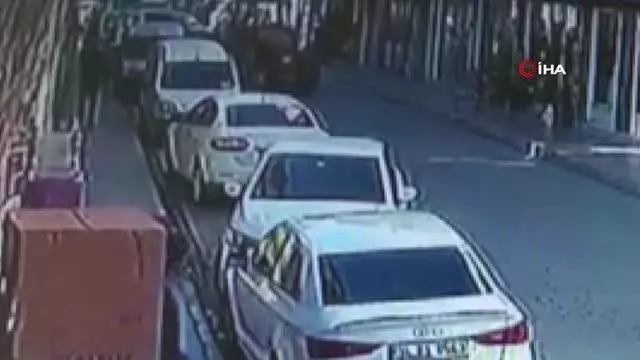 Babasıyla tartışan genç dehşet saçtı: 2 yaralı
