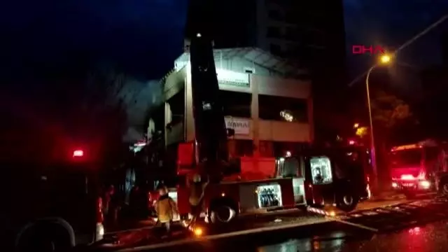 Son dakika haberi | BAĞCILAR'DA İŞ YERİ YANGINI Son dakika haberi | BAĞCILAR'DA İŞ YERİ YANGINI
