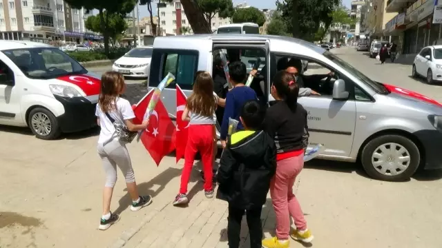 Son dakika... Başkan Atabay'dan 23 Nisan'da çocuklara sürpriz kutlama Son dakika... Başkan Atabay'dan 23 Nisan'da çocuklara sürpriz kutlama