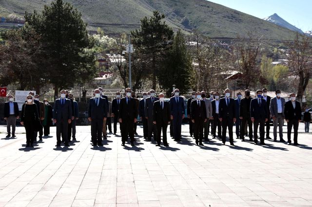 Bitlis'te 23 Nisan kutlaması Bitlis'te 23 Nisan kutlaması