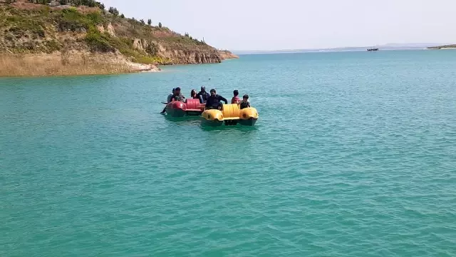 Çocuklar bayramlarını deniz bisikletiyle kutladı Çocuklar bayramlarını deniz bisikletiyle kutladı