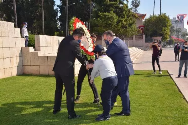 Çukurova'da 23 Nisan, törenlerle kutlandı Çukurova'da 23 Nisan, törenlerle kutlandı