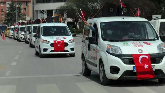 Eskişehir'de 23 Nisan konvoyu düzenlendi Eskişehir'de 23 Nisan konvoyu düzenlendi