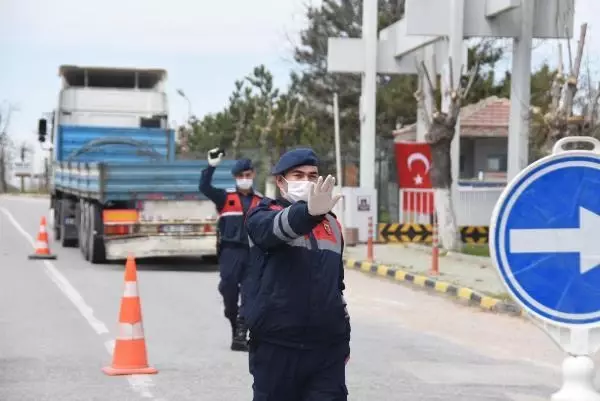 Eskişehir'de 7 bin nüfuslu 2 mahallede 'koronavirüs' karantinası