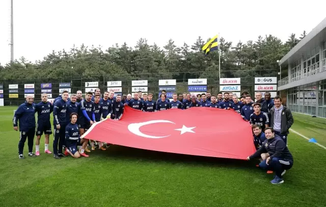 Fenerbahçe'de Kasımpaşa maçı hazırlıkları devam etti