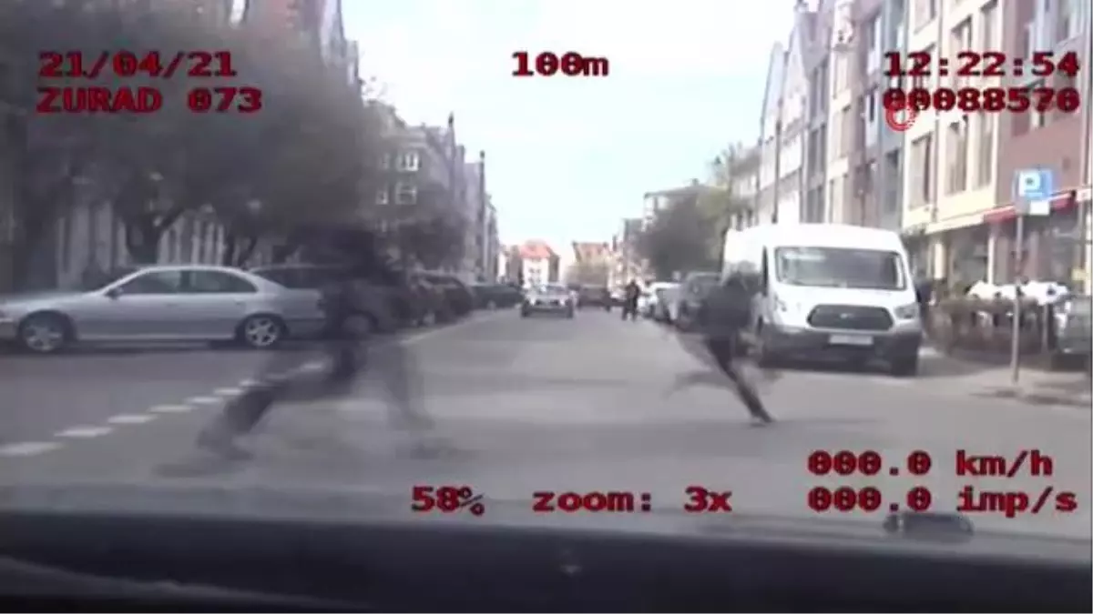 Güvenlik görevlisinden kaçan hırsız polislere yakalandı