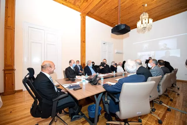 İzmir Büyükşehir Belediyesi Cumhuriyet'in 100'üncü yılını marşla taçlandıracak İzmir Büyükşehir Belediyesi Cumhuriyet'in 100'üncü yılını marşla taçlandıracak