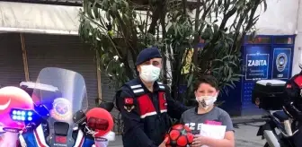 23 Nisan Ulusal Egemenlik Ve Çocuk Bayramı: Son dakika haberi | Jandarma yüzleri güldürdü 23 Nisan Ulusal Egemenlik Ve Çocuk Bayramı: Son dakika haberi | Jandarma yüzleri güldürdü