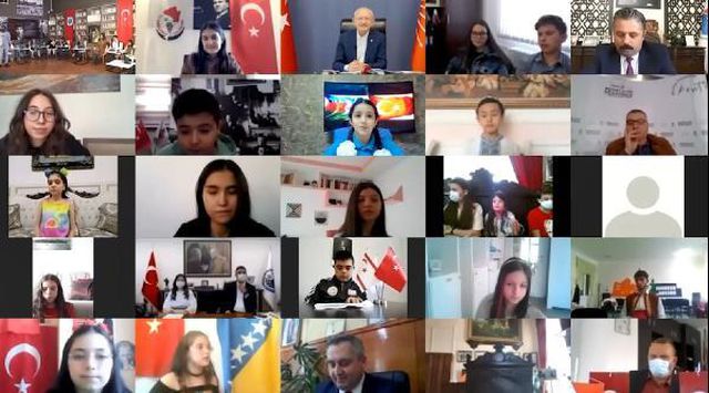 kilicdaroglu cevrim ici programda cocuklarla 3 14085264 o