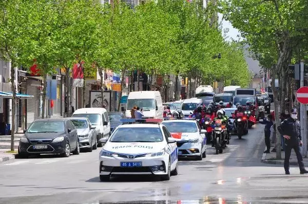 Manisa'da '23 Nisan' konvoyu