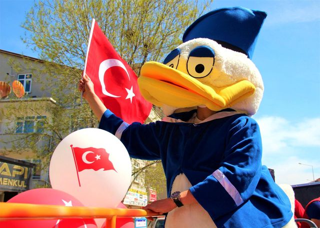 moral otobusuyle 23 nisan coskusunu evlere 17 14085946 o