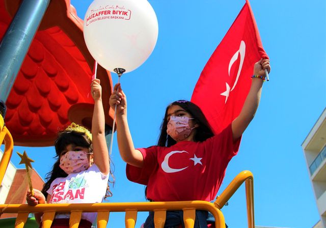 moral otobusuyle 23 nisan coskusunu evlere 20 14085946 o