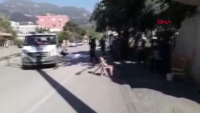 Payas'ta 'yüksek ses' tartışması: 2 ölü, 3 yaralı