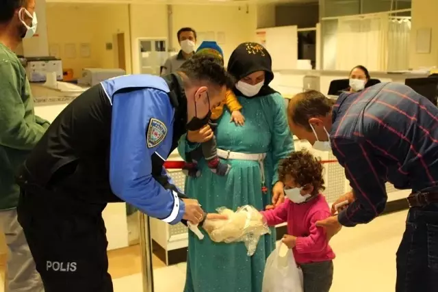 Polatlı Kızılay yetim ve hasta çocukların yüzünü güldürdü Polatlı Kızılay yetim ve hasta çocukların yüzünü güldürdü