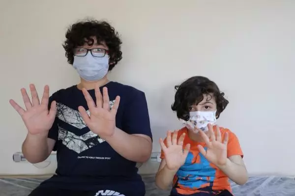 Son dakika haberleri! ADANA ŞEKER ÖLÇÜMÜ İÇİN SÜREKLİ PARMAKLARI DELİNEN ÇOCUKLAR SENSÖR DESTEĞİ İSTİYOR Son dakika haberleri! ADANA ŞEKER ÖLÇÜMÜ İÇİN SÜREKLİ PARMAKLARI DELİNEN ÇOCUKLAR SENSÖR DESTEĞİ İSTİYOR