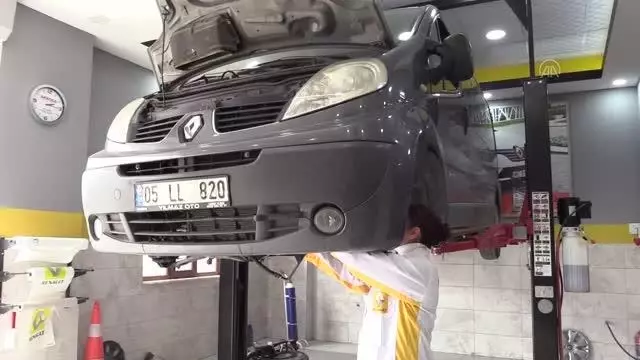 Sigorta hasar danışmanlığıyla başladığı işte oto tamircisi 'Meral usta' oldu Sigorta hasar danışmanlığıyla başladığı işte oto tamircisi 'Meral usta' oldu