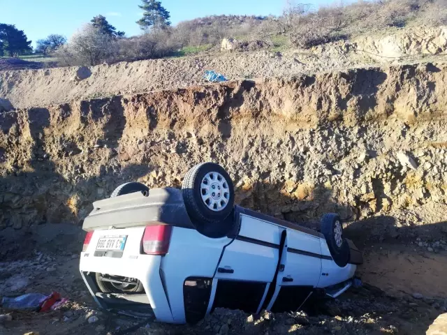 Tavşanlı'da trafik kazası: 2 yaralı
