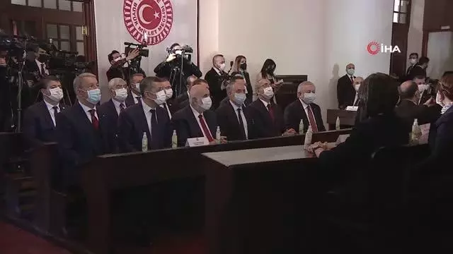Son dakika haberi | TBMM Başkanı Şentop: 'Tarihimizin maküs zamanları olarak andığımız terör saldırıları, darbe ve vesayet girişimleri ile demokrasimize darbe vurulmak... Son dakika haberi | TBMM Başkanı Şentop: 'Tarihimizin maküs zamanları olarak andığımız terör saldırıları, darbe ve vesayet girişimleri ile demokrasimize darbe vurulmak...