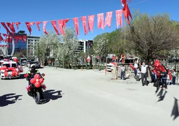 YURTTA 23 NİSAN KUTLAMALARI YURTTA 23 NİSAN KUTLAMALARI