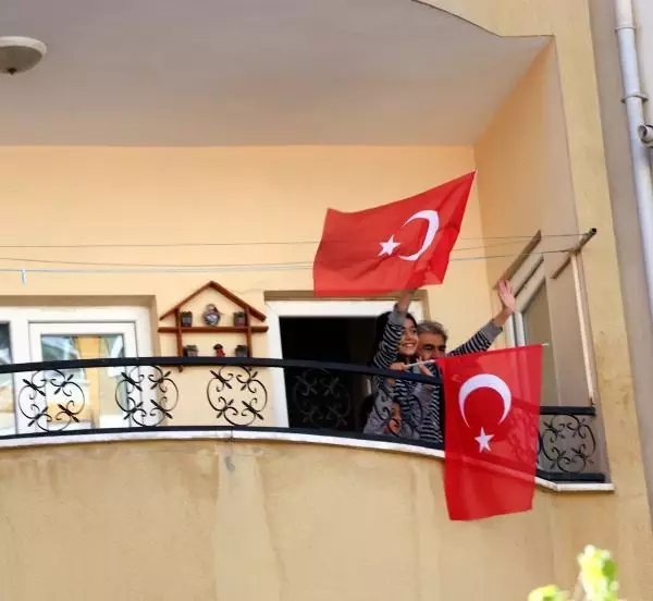 YURTTA 23 NİSAN KUTLAMALARI YURTTA 23 NİSAN KUTLAMALARI