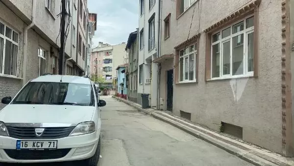 Avizeyi silerken elektrik akımına kapıldı Avizeyi silerken elektrik akımına kapıldı