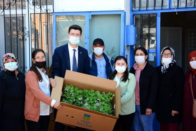 Balıkesir Türkiye'nin Aromaterapi Merkezi olacak Balıkesir Türkiye'nin Aromaterapi Merkezi olacak