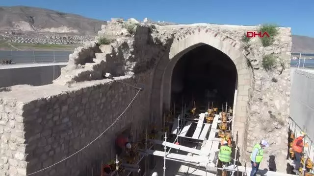 Son dakika haber... BATMAN HASANKEYF'TEKİ 692 YILLIK KÜÇÜK SARAY YÜKSELTİLİYOR Son dakika haber... BATMAN HASANKEYF'TEKİ 692 YILLIK KÜÇÜK SARAY YÜKSELTİLİYOR