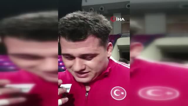 Cumhurbaşkanı Erdoğan, Rıza Kayaalp'i tebrik etti Cumhurbaşkanı Erdoğan, Rıza Kayaalp'i tebrik etti