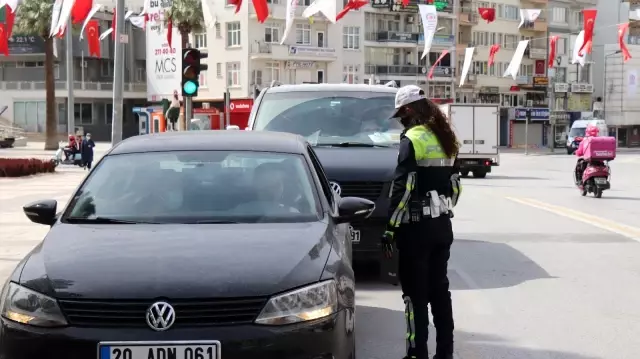 Denizli'de sokağa çıkma kısıtlamasında denetimler sıkılaştırıldı